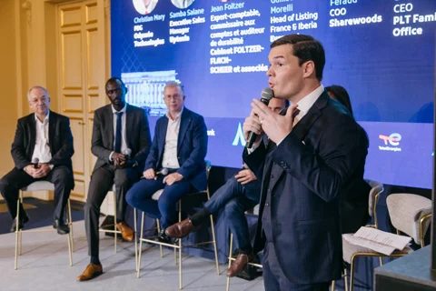 Rémi de Truchis de Varennes au micro lors de la Paris Investor Week